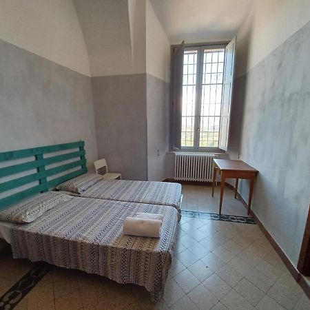 Domus Narnia Hostel ภายนอก รูปภาพ